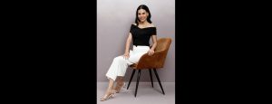 Women Solid Half Sleeves Black Top - Thumbnail
